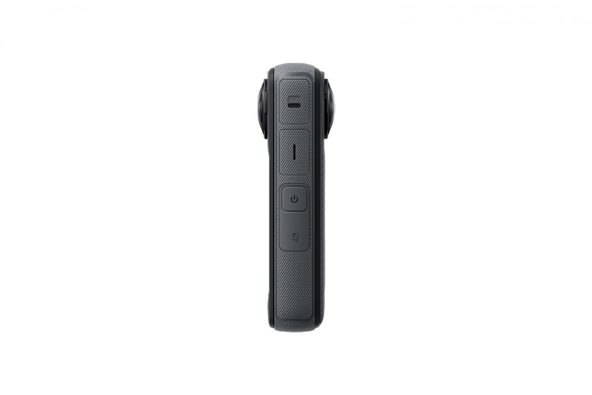 Insta360 X4 akční kamera,  8K /  30 fps,  4K/  až 100 fps,  6osý gyroskop,  360° záběr,  Active HDR,  vodotěsná1 