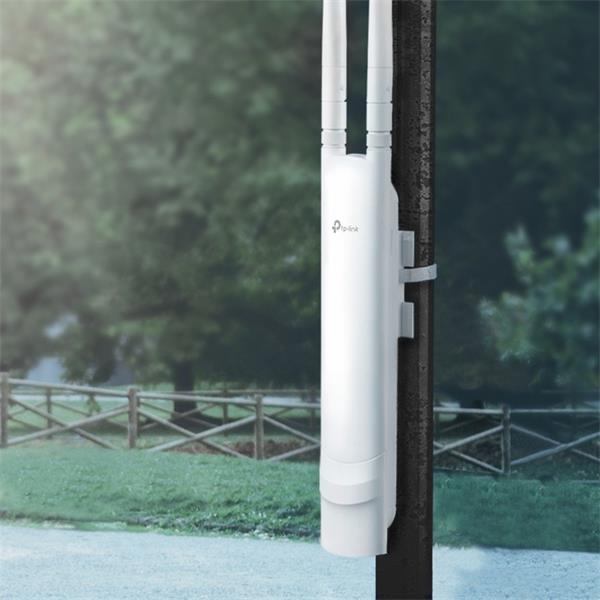 300 Mbps Outdoor Wi-Fi Access Point PORT: 1× 10/100 Mbps RJ45 Port SPEED: 300 Mbps at 2.4 GHz FEATURE: 802.3af PoE, 2× E5 
