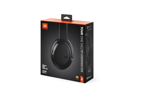 Sluchadla JBL Tour One, čierne7
