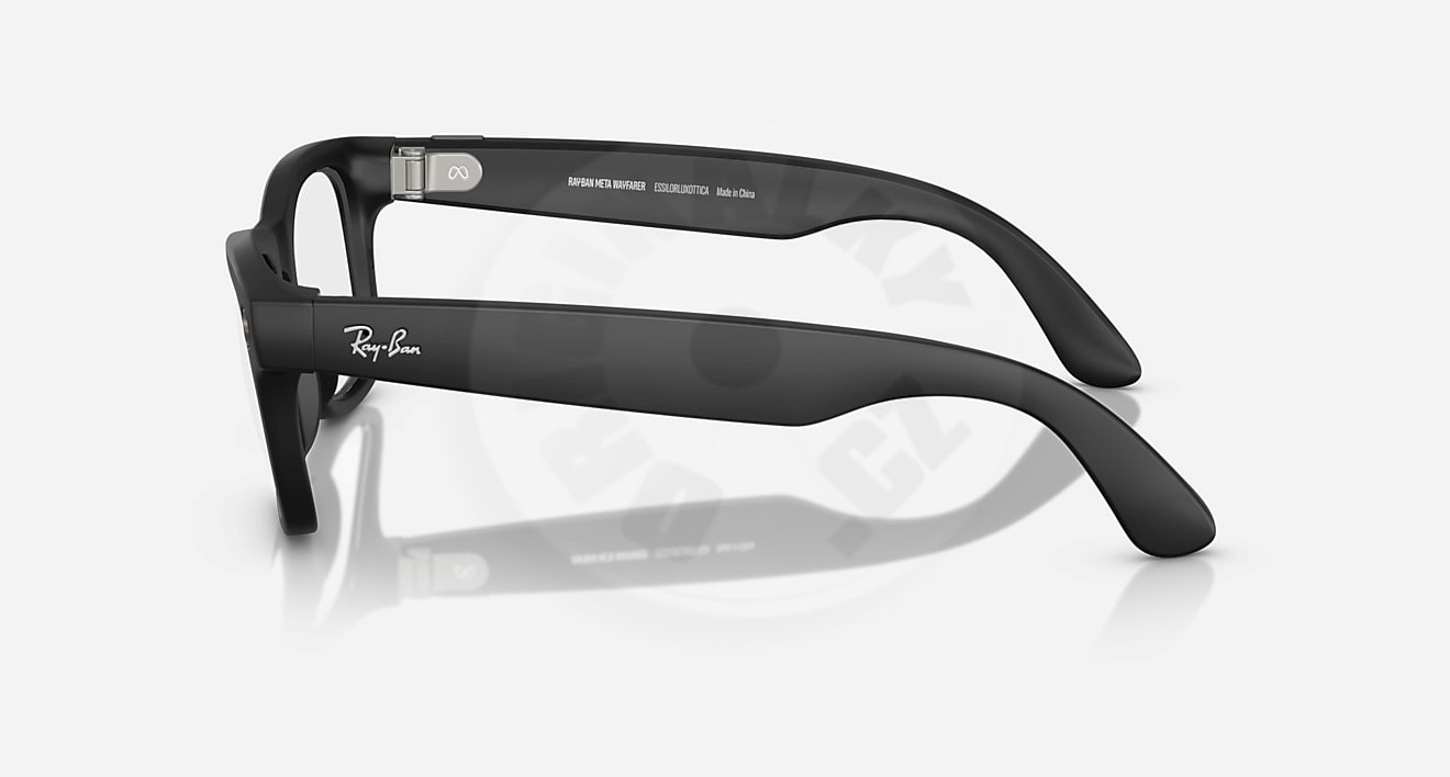 Meta Ray-Ban Gen1 Wayfarer - Matte Black/ Clear to Graphite Green Transitions2 
