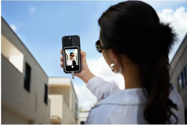 Insta360 Snap Selfie Screen 