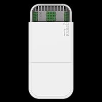 MIKROTIK RouterBOARD wAP 60Gx3 AP + L4 (716MHz, 256MB RAM, 1xGLAN, 1x 60GHz, PoE)  