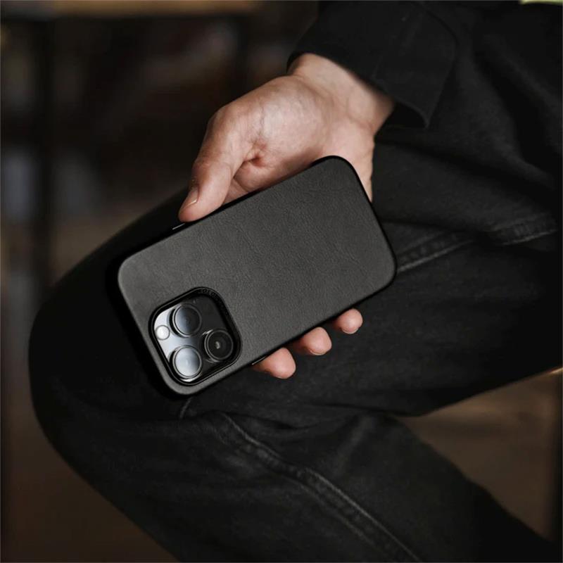 Woodcessories kryt Bio Leather Case MagSafe pre iPhone 15 Pro - Black 