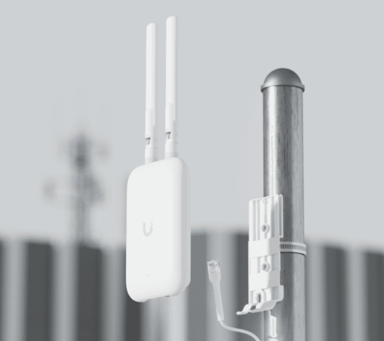 UBNT Swiss Army Knife Ultra 