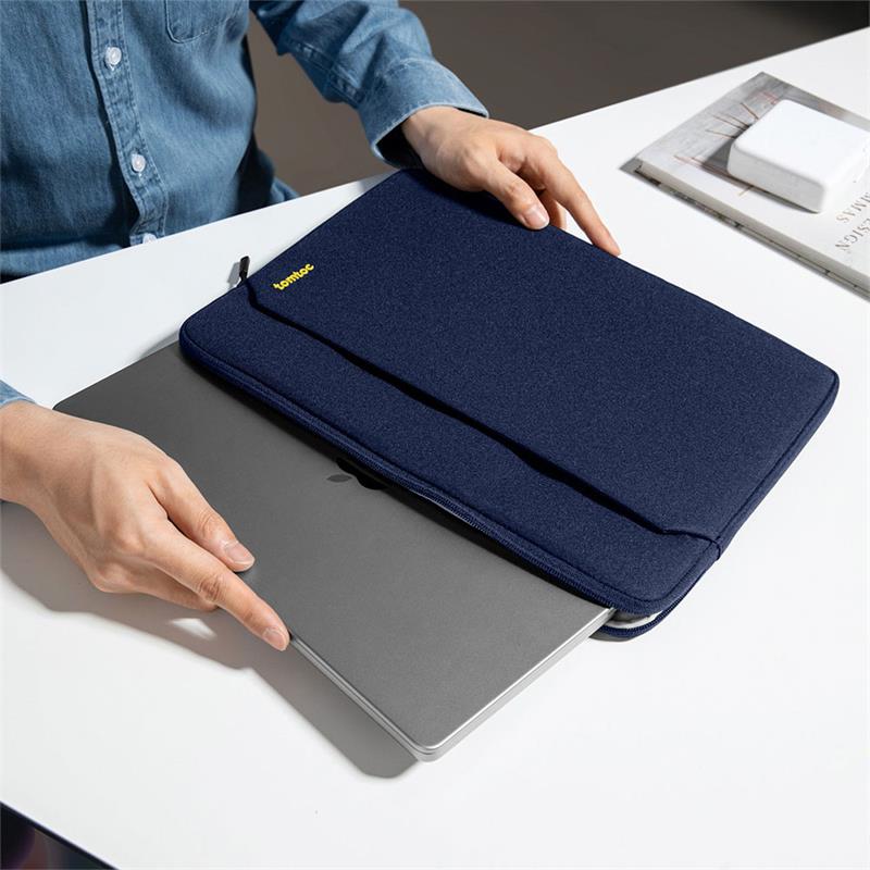 Tomtoc puzdro Light Sleeve pre Macbook Air 15" 2023 - Navy Blue 