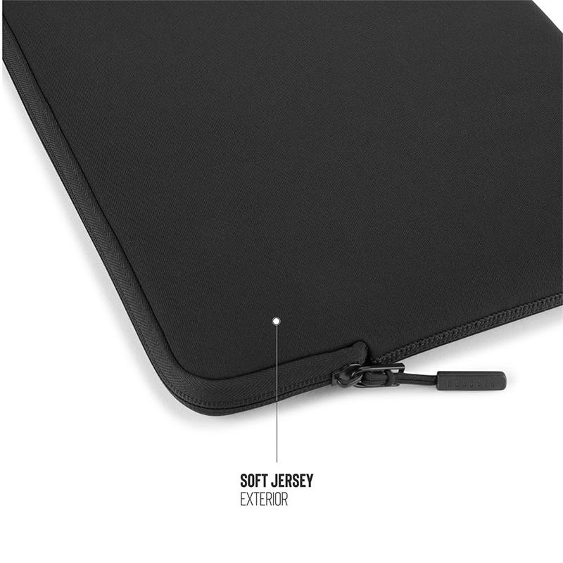 Pipetto puzdro Classic Fit Sleeve pre Macbook Air 13" M2/M3 / Pro 14" - Black 