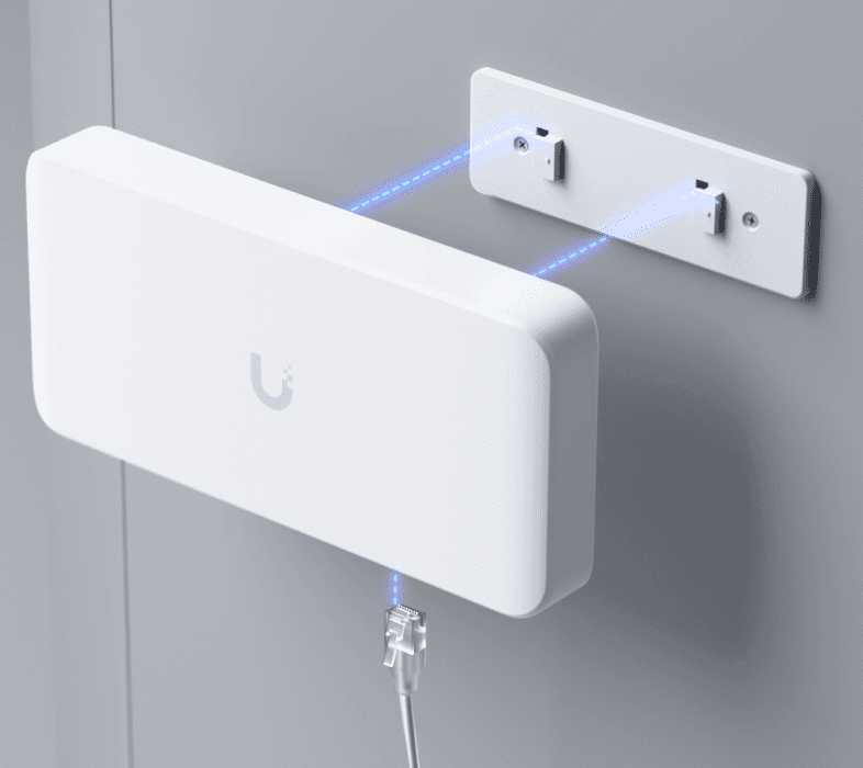 Ubiquiti UniFi switch USW Flex 2,5G POE  8x2.5Gbps POE++ + 1x10Gbps POE+++/SFP+ (196W) 