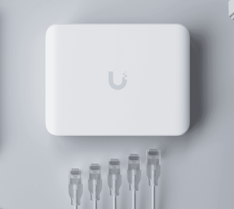 Ubiquiti UniFi switch USW Flex mini 2,5G   5x 2,5Gbps  power over PoE  indoor/outdoor 