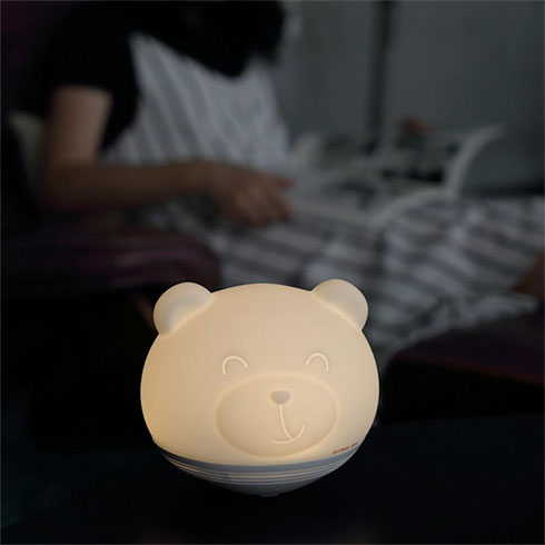 MiPow Playbulb™ Zoocoro Bear LED nočné svetlo s reproduktorom 
