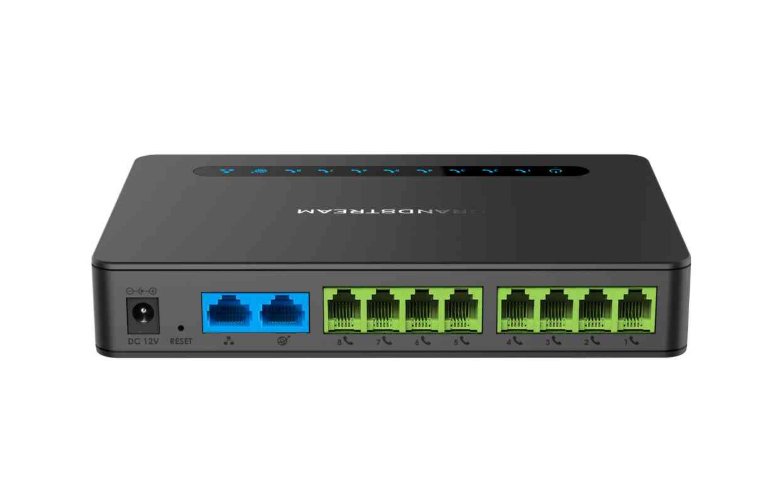 Grandstream HT818 (ATA), 8x FXS, 2 SIP profily, 1x Gbit LAN, NAT router, 3-cestná konf. 