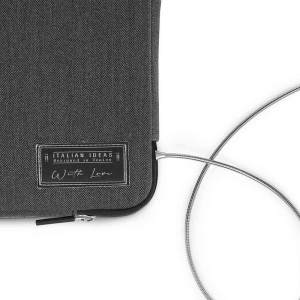 Aiino Stark Sleeve MacBook M1/M2/M3 Pro 14, MacBook Air 13.6, Air 13 & Pro 13 - Black Smoke *Rozbalený* 
