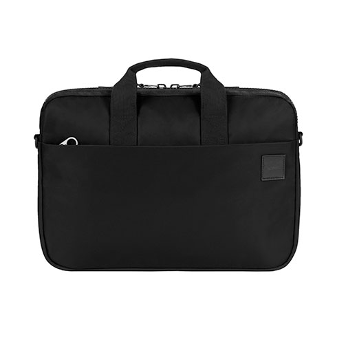 Incase taška Compass Brief with Flight Nylon pre Macbook 13" - Black