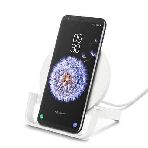 Belkin Boost Charge Wireless Charging Stand 10W + QC 3.0 charger - White 
