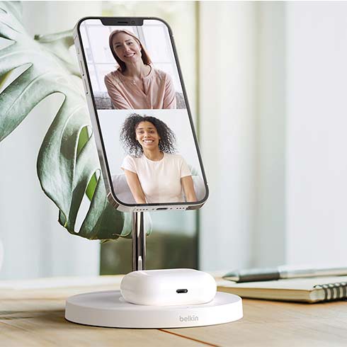 Belkin Boost Charge Pro 2-in-1 Wireless Charger with Magsafe 15W - Black 