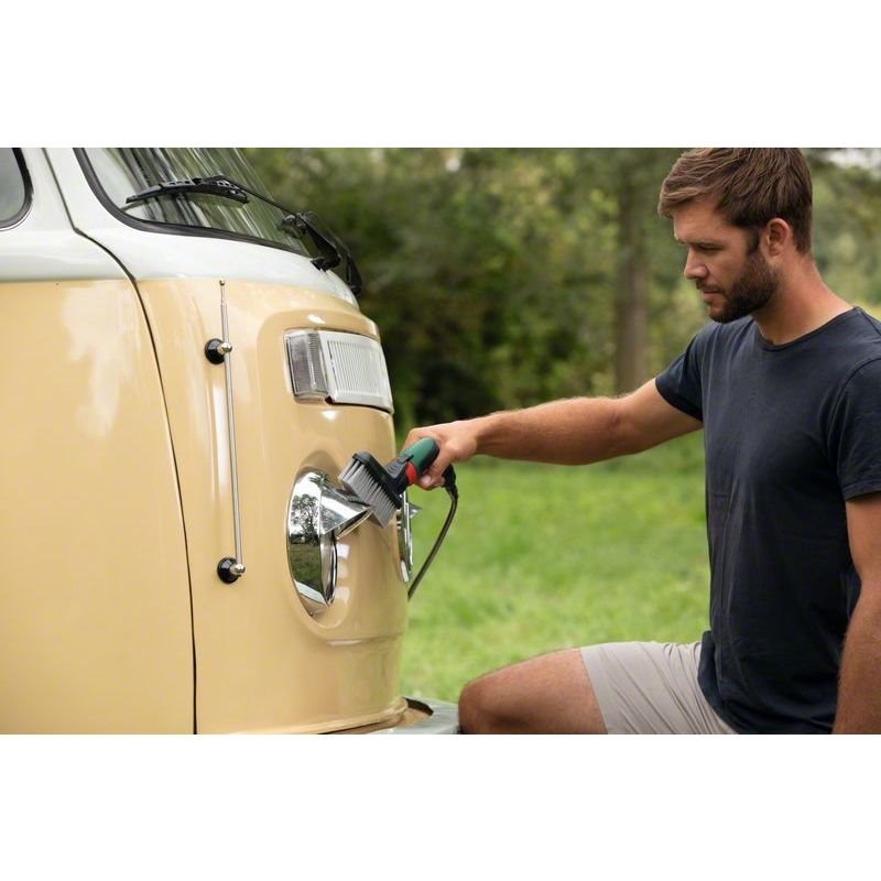 BOSCH Fontus 18V,  akumulátorový venkovní čistič,  18 V,  20 bar,  akumulátor 2.5 Ah 