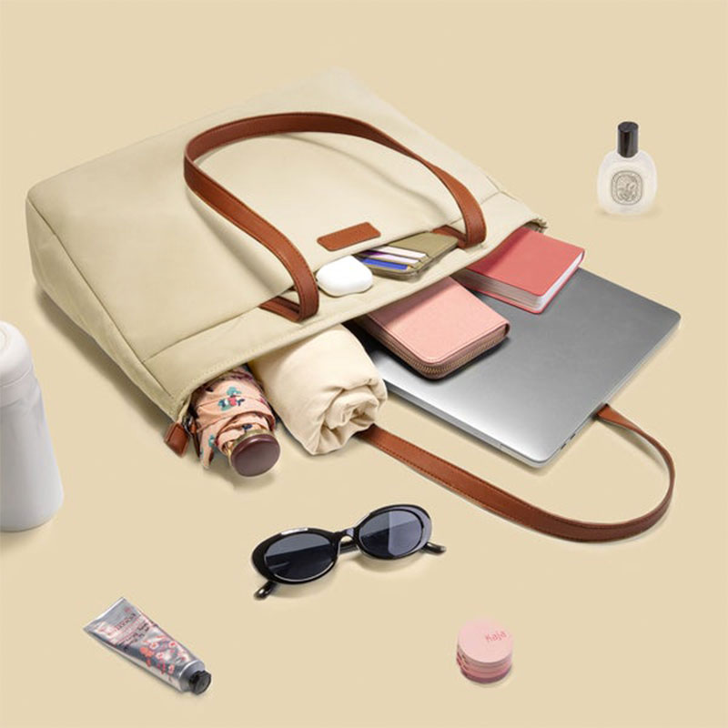 TomToc taška Versatile T23 Tote Bag pre Macbook Pro 16" M1 M2 M3 M4 - Khaki 