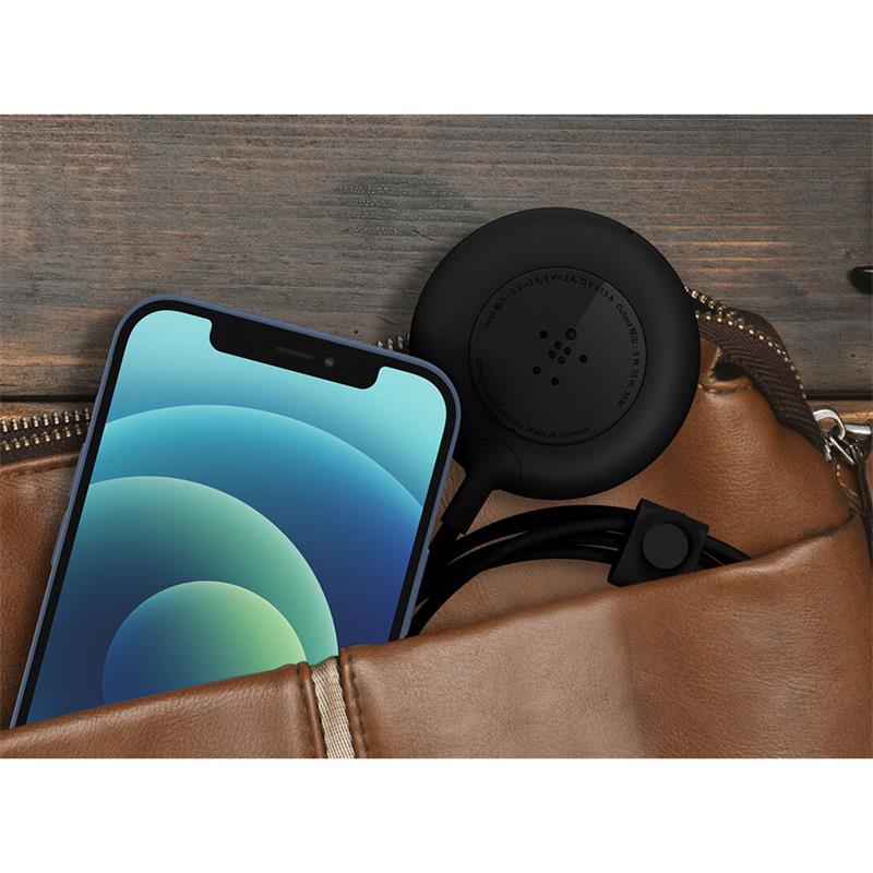 Belkin Boost Charge Magnetic Portable Wireless Charger Pad 7.5W + 20W charger - Black 