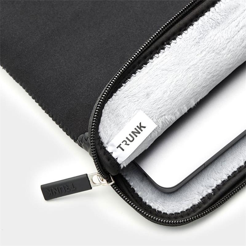 Trunk puzdro Neoprene Sleeve pre Macbook Pro 16" 2021/2023 - Black *Rozbalený* 