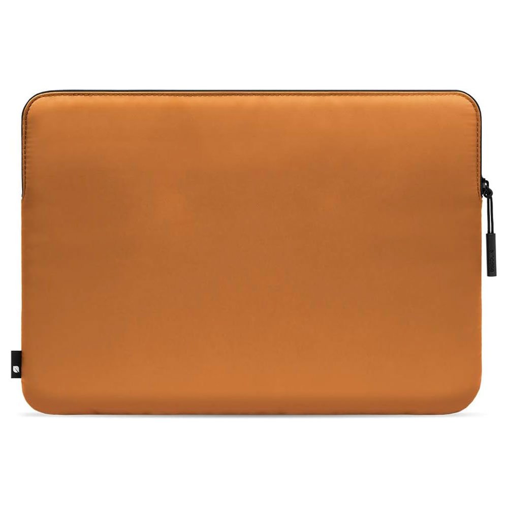 Incase puzdro Compact Sleeve pre MacBook Air 13"/Pro 13" - Cognac Amber