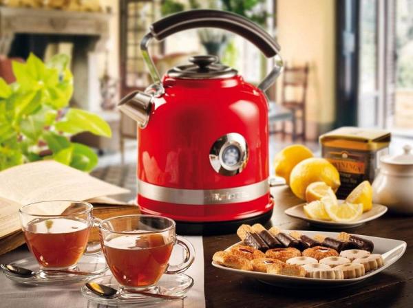Ariete Moderna rýchlovarná kanvica 2854, červená 